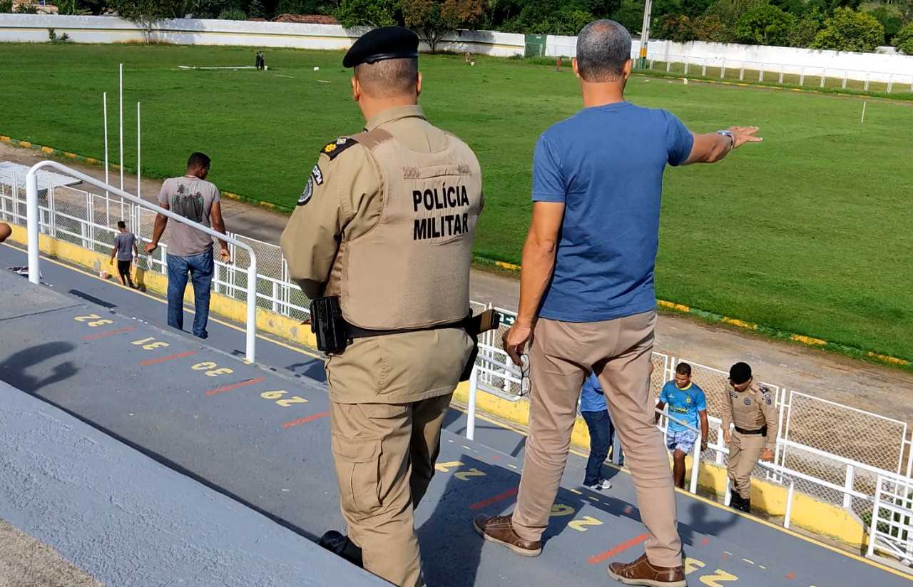 Camacã: Polícia Militar faz vistorias no Estádio Ribeirão

